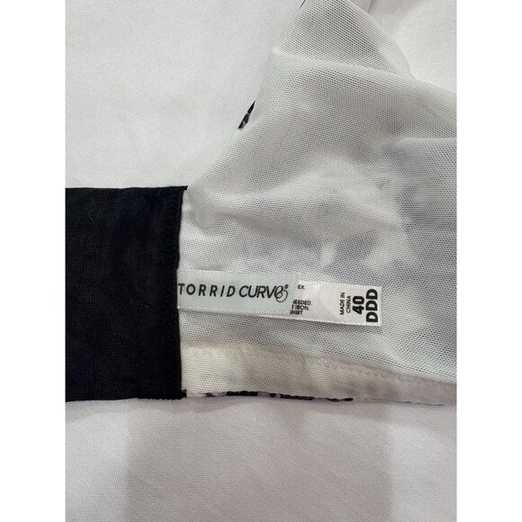 Torrid Curve T Shirt Bra 360 Smoothing Purple Rose Floral Underwire sz 40DDD - Picture 4 of 8